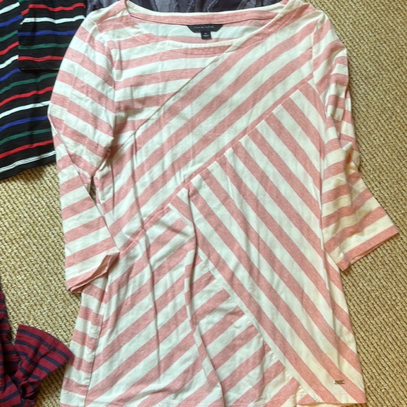 4 - Women's Old Navy/Tommy Hilfiger/Simply Vera 3/4 sleeve blouses tops medium - Picture 4 of 9